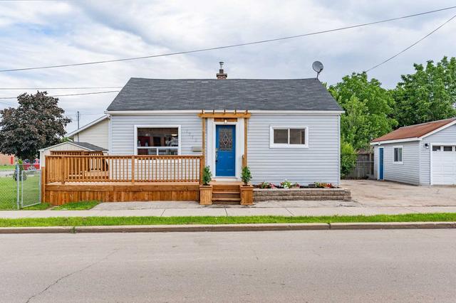 1773 Main St E, House detached with 2 bedrooms, 1 bathrooms and 5 parking in Hamilton ON | Image 12