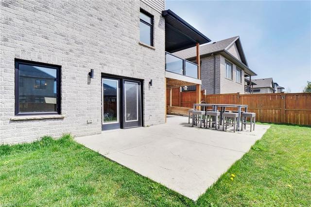 1423 North Wenige Drive, House detached with 4 bedrooms, 2 bathrooms and 4 parking in London ON | Image 40