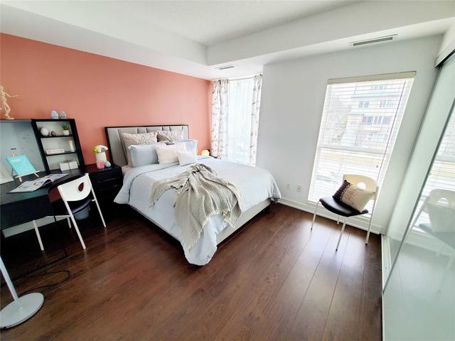 th 8 - 175 Bonis Ave, Townhouse with 3 bedrooms, 3 bathrooms and 1 parking in Toronto ON | Image 3