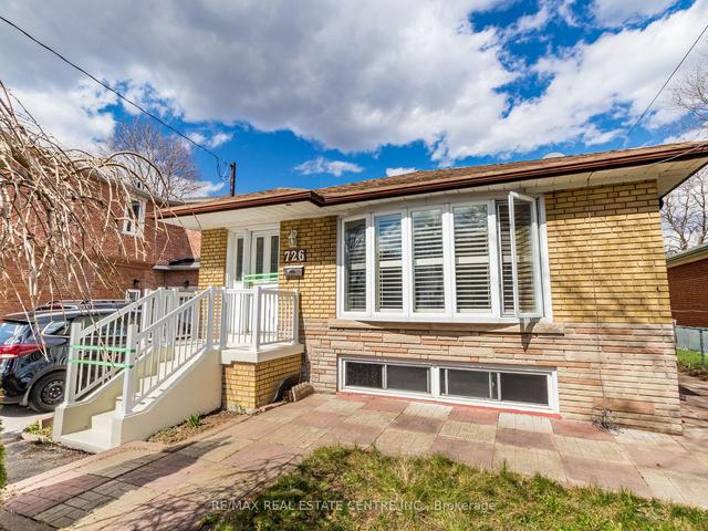 726 Brimorton Dr, House detached with 3 bedrooms, 3 bathrooms and 4 parking in Toronto ON | Image 12