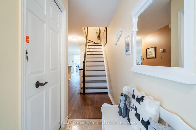 32 - 2025 Cleaver Ave, Townhouse with 2 bedrooms, 3 bathrooms and 2 parking in Burlington ON | Image 36
