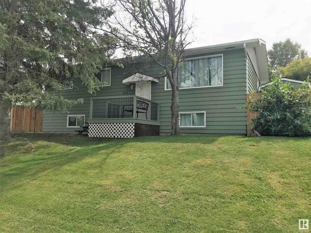 4711 47 Ave, House detached with 4 bedrooms, 2 bathrooms and null parking in Yellowhead County AB | Image 1