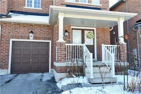 364 Bussel Cres, House attached with 3 bedrooms, 3 bathrooms and 3 parking in Milton ON | Image 2
