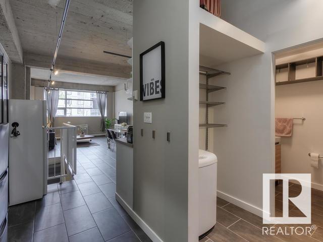 106 - 10355 105 St Nw, Condo with 1 bedrooms, 2 bathrooms and 1 parking in Edmonton AB | Image 4