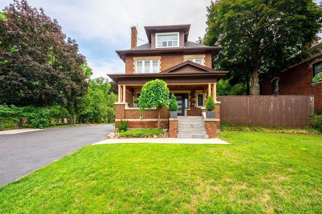 2846 King St E, House detached with 5 bedrooms, 2 bathrooms and 20 parking in Hamilton ON | Image 36