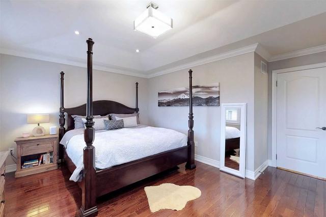 20b Lunness Rd, House semidetached with 4 bedrooms, 4 bathrooms and 3 parking in Toronto ON | Image 9