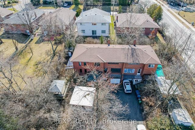 701 Finch Ave W, House detached with 6 bedrooms, 6 bathrooms and 6 parking in Toronto ON | Image 23