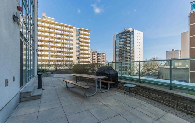 1004 - 212 Eglinton Ave E, Condo with 2 bedrooms, 2 bathrooms and 1 parking in Toronto ON | Image 25