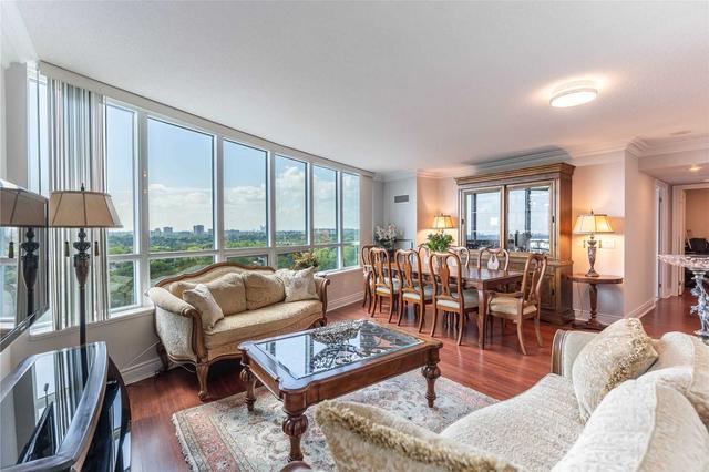 1306 - 15 Greenview Ave, Condo with 2 bedrooms, 2 bathrooms and 1 parking in Toronto ON | Image 5