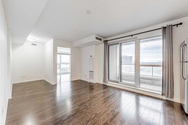 1205 - 2015 Sheppard Ave E, Condo with 1 bedrooms, 1 bathrooms and 1 parking in Toronto ON | Image 2