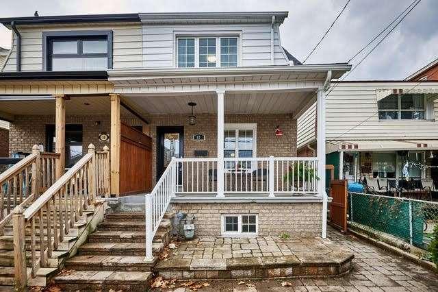 12 Oak Park Ave, House semidetached with 3 bedrooms, 3 bathrooms and 0 parking in Toronto ON | Image 1