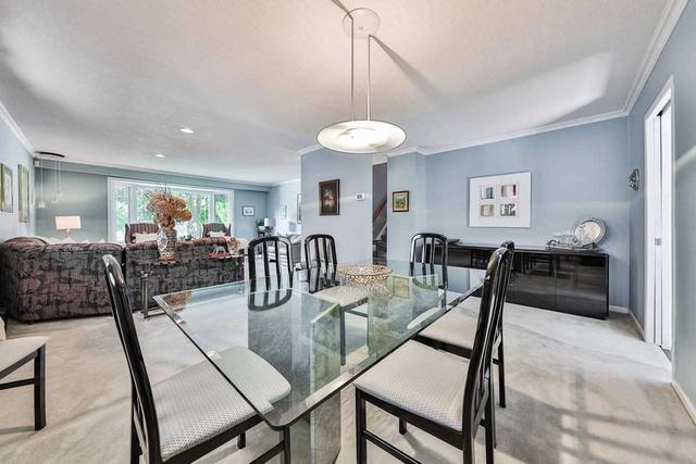 449 Caesar Ave, House detached with 6 bedrooms, 3 bathrooms and 3 parking in Oakville ON | Image 35