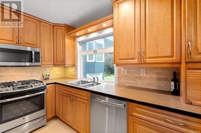 57 Cilaire Dr, House detached with 2 bedrooms, 2 bathrooms and 2 parking in Nanaimo BC | Image 20