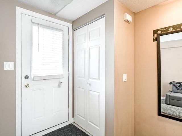 103 - 870 Jane St, Townhouse with 2 bedrooms, 2 bathrooms and 1 parking in Toronto ON | Image 9