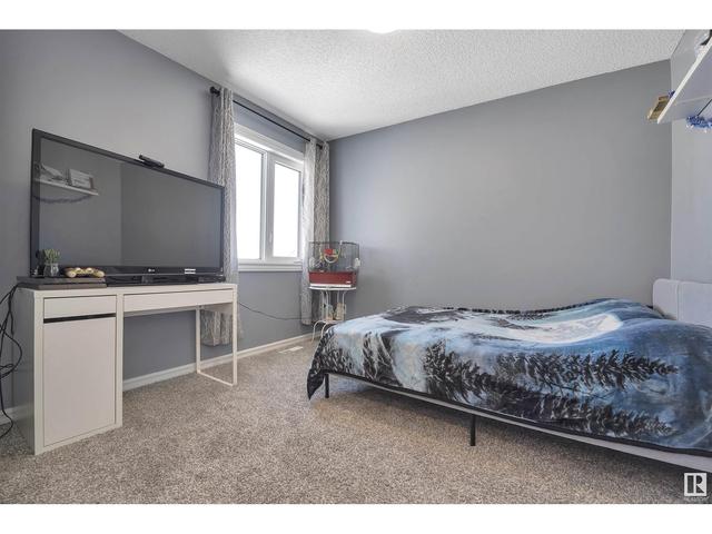 22015 95 Av Nw, House detached with 4 bedrooms, 3 bathrooms and null parking in Edmonton AB | Image 33