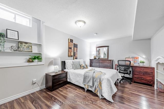 80 Bowler St, House attached with 3 bedrooms, 4 bathrooms and 2 parking in Aurora ON | Image 21