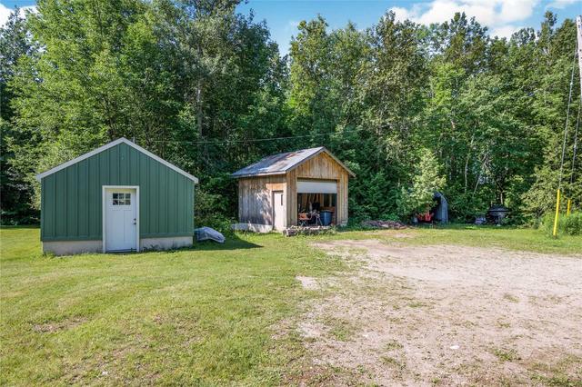 8667 Side Road 15 Rd, House detached with 2 bedrooms, 1 bathrooms and 17 parking in Wellington North ON | Image 29
