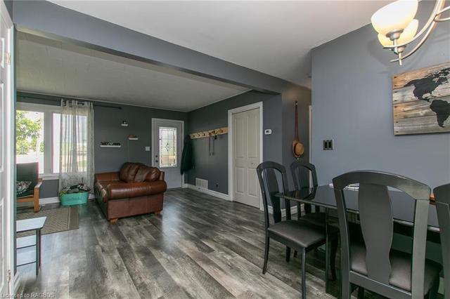 116930 Grey Road 3, House detached with 2 bedrooms, 1 bathrooms and 7 parking in Georgian Bluffs ON | Image 11