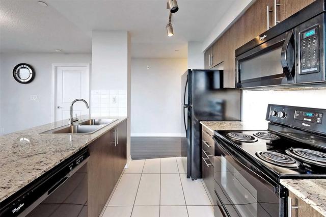 1118 - 80 Esther Lorrie Dr, Condo with 2 bedrooms, 2 bathrooms and 1 parking in Toronto ON | Image 4