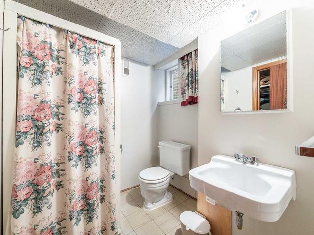 12 Shadwell Pl, House detached with 3 bedrooms, 2 bathrooms and 3 parking in Toronto ON | Image 21