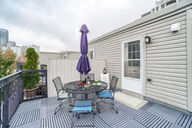 303 - 3 Everson Dr, Townhouse with 2 bedrooms, 2 bathrooms and 1 parking in Toronto ON | Image 15