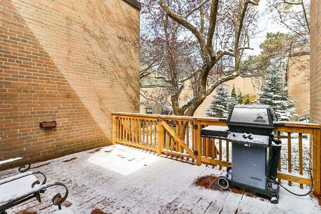 16 Redstone Path, Townhouse with 3 bedrooms, 2 bathrooms and 1 parking in Toronto ON | Image 22