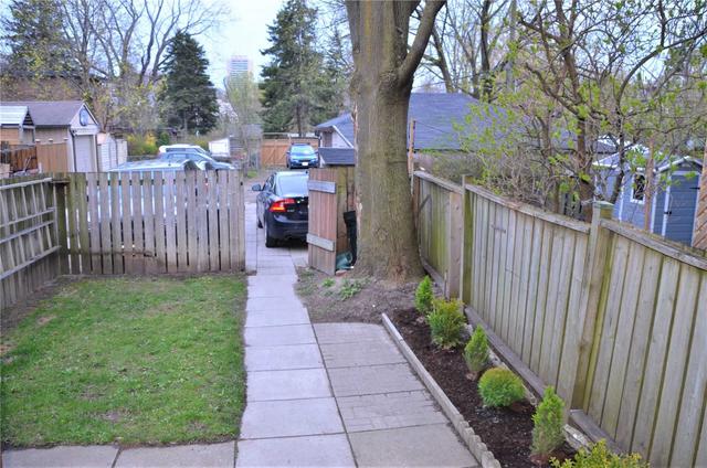 181 Annette St, House semidetached with 6 bedrooms, 3 bathrooms and 6 parking in Toronto ON | Image 25