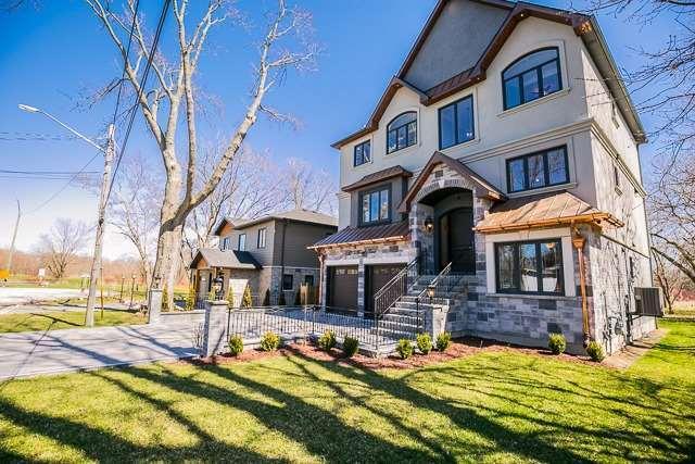 1313 Wharf St, House detached with 6 bedrooms, 8 bathrooms and 6 parking in Pickering ON | Image 2