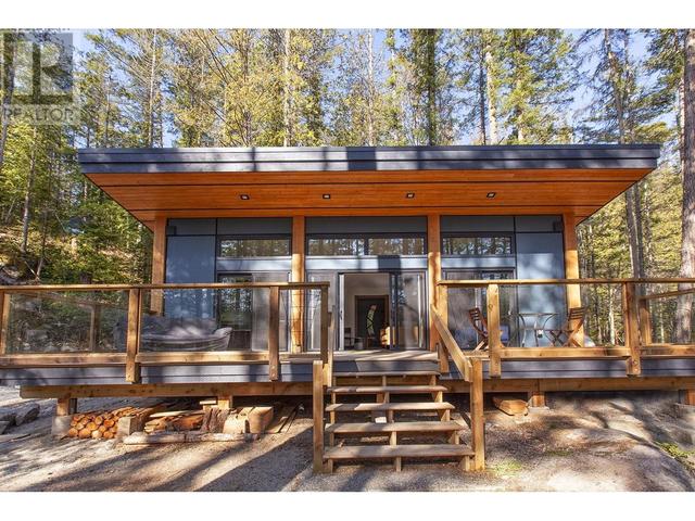 13104 Oyster Bay Road, House detached with 1 bedrooms, 1 bathrooms and 4 parking in Sunshine Coast A BC | Image 7