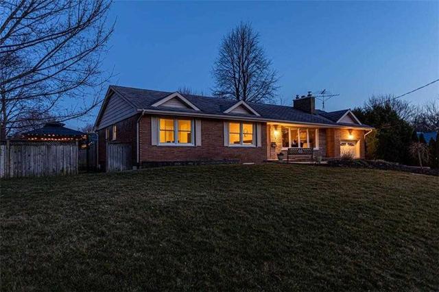 332 Townsend Ave, House detached with 3 bedrooms, 2 bathrooms and 3 parking in Burlington ON | Image 12