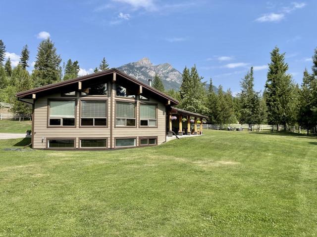 3000 Balmer Drive, House detached with 4 bedrooms, 3 bathrooms and null parking in Elkford BC | Image 57