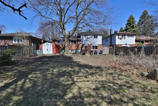 31 Tilley Dr, House detached with 4 bedrooms, 2 bathrooms and 4 parking in Toronto ON | Image 25