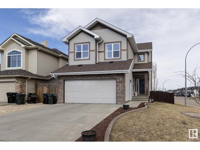 2 Henderson Co, House detached with 4 bedrooms, 3 bathrooms and null parking in Spruce Grove AB | Image 1