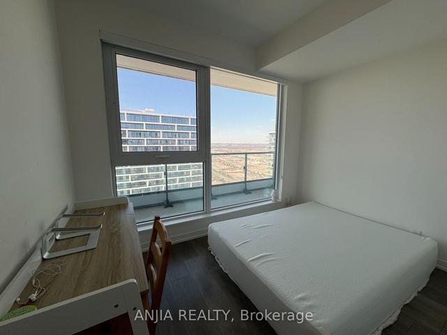 6102 - 5 Buttermill Ave, Condo with 3 bedrooms, 2 bathrooms and 1 parking in Vaughan ON | Image 3