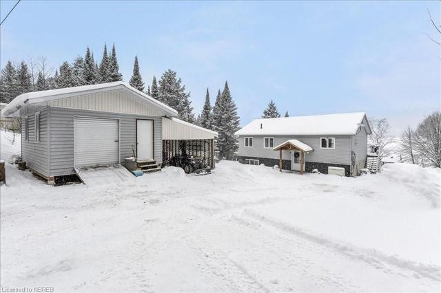237 Neault Road, House detached with 4 bedrooms, 2 bathrooms and 8 parking in Papineau Cameron ON | Image 12