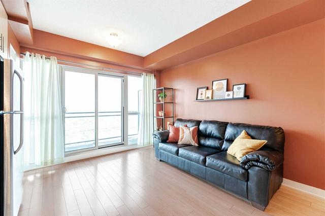 2422 - 165 Legion Rd N, Condo with 1 bedrooms, 1 bathrooms and 2 parking in Toronto ON | Image 35