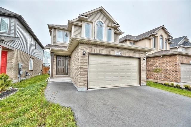 8529 Jennifer Cres, House detached with 4 bedrooms, 3 bathrooms and 4 parking in Niagara Falls ON | Image 1