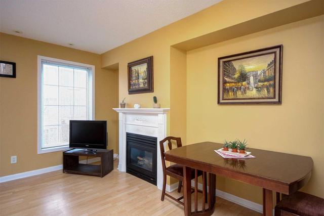 812 - 5 Everson Dr, Townhouse with 1 bedrooms, 1 bathrooms and 1 parking in Toronto ON | Image 11