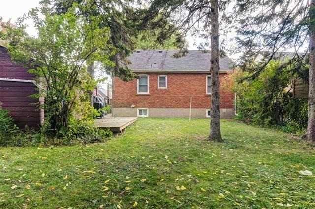 34 Glencrest Blvd, House detached with 2 bedrooms, 2 bathrooms and 3 parking in Toronto ON | Image 15