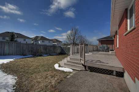 174 Wildwood Tr, House detached with 3 bedrooms, 3 bathrooms and 2 parking in Barrie ON | Image 7