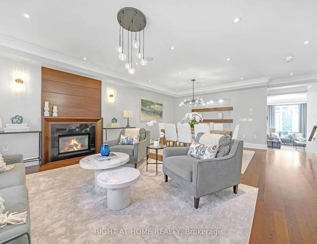 481 Broadway Ave, House detached with 4 bedrooms, 5 bathrooms and 3 parking in Toronto ON | Image 37