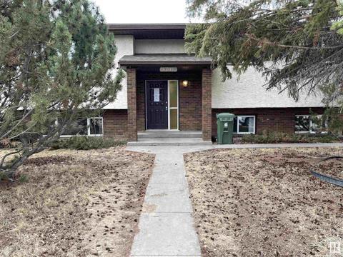 4016 41 Avenue, House detached with 5 bedrooms, 3 bathrooms and null parking in Bonnyville AB | Card Image