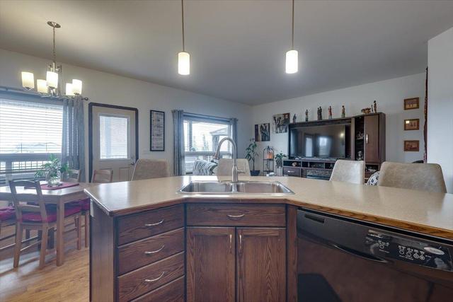 6 Paramount Crescent, House detached with 5 bedrooms, 3 bathrooms and 2 parking in Blackfalds AB | Image 31
