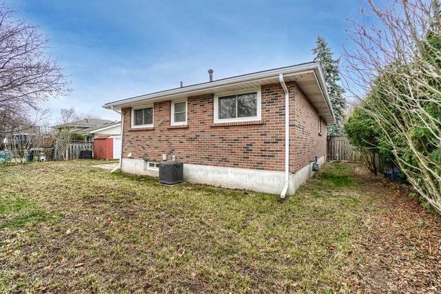 7 Montour Pl, House detached with 3 bedrooms, 2 bathrooms and 6 parking in Brantford ON | Image 17