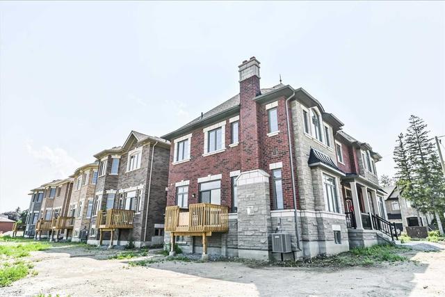 129 Bond Cres, House detached with 4 bedrooms, 5 bathrooms and 6 parking in Richmond Hill ON | Image 20