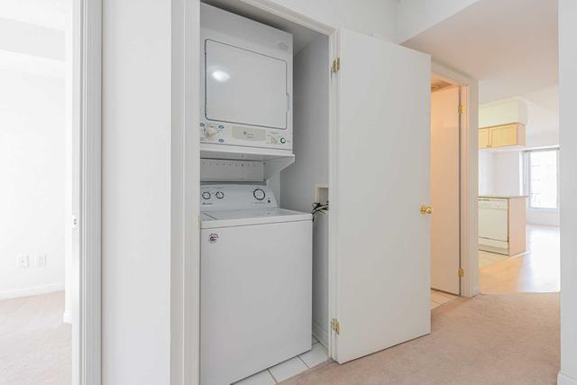 936 - 5 Everson Dr, Townhouse with 2 bedrooms, 1 bathrooms and 1 parking in Toronto ON | Image 4