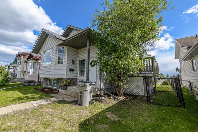 9717 126 Avenue, House detached with 5 bedrooms, 2 bathrooms and 3 parking in Greenview No. 16 AB | Image 45