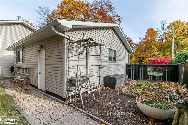 676 Concession 15 Rd W, House detached with 2 bedrooms, 2 bathrooms and 8 parking in Penetanguishene ON | Image 25