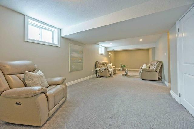 160 - 1061 Eagletrace Dr, Condo with 3 bedrooms, 4 bathrooms and 4 parking in London ON | Image 25