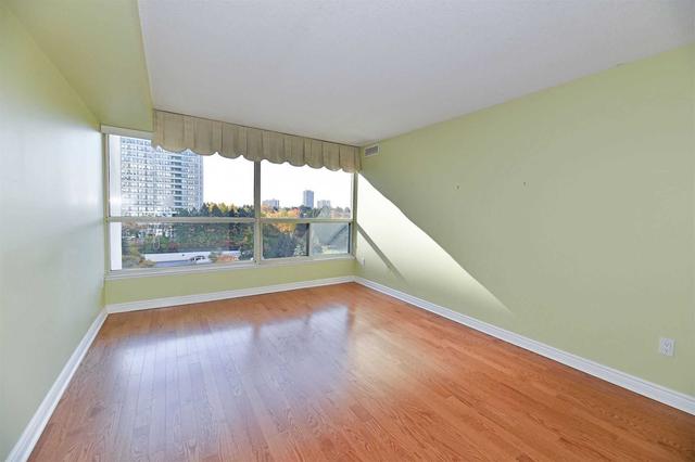 902 - 1 Clark Ave W, Condo with 2 bedrooms, 2 bathrooms and 2 parking in Vaughan ON | Image 7